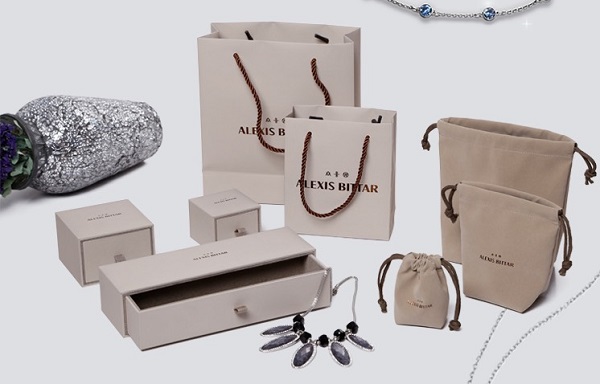 custom jewelry packaging