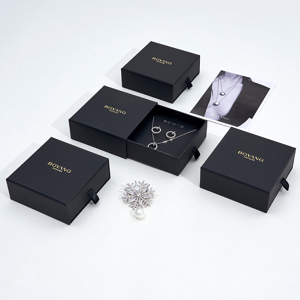 custom black paper jewelry packaging box