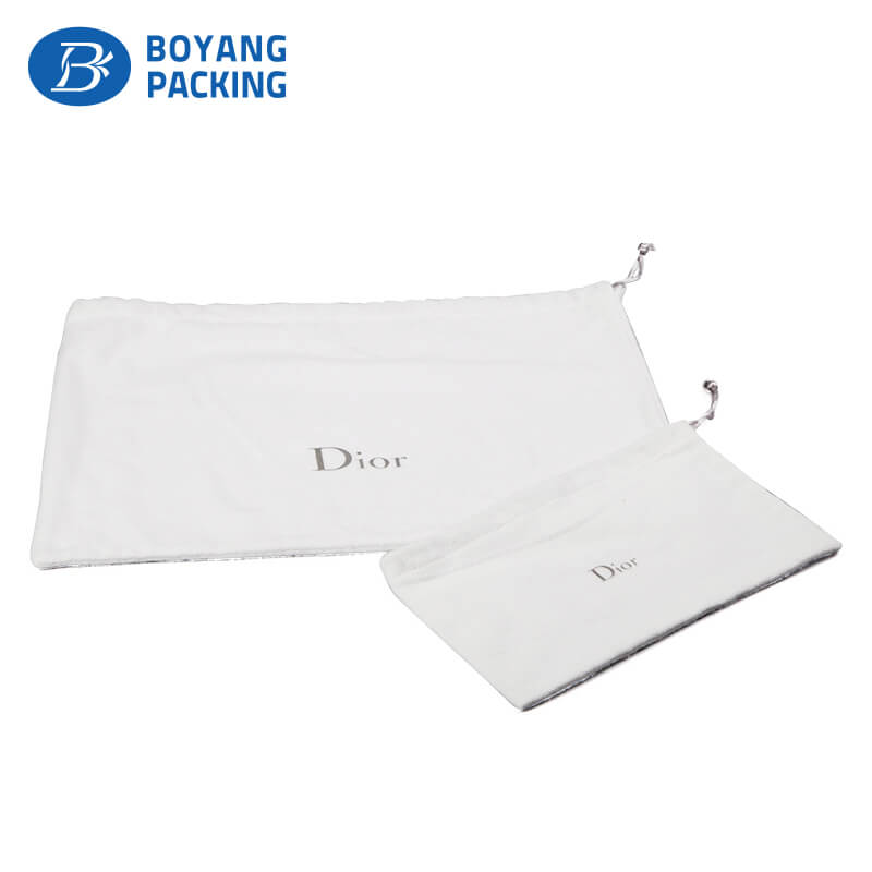 White small cotton drawstring bags