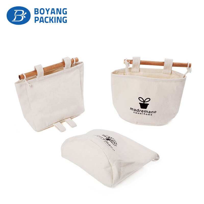 white canvas bag