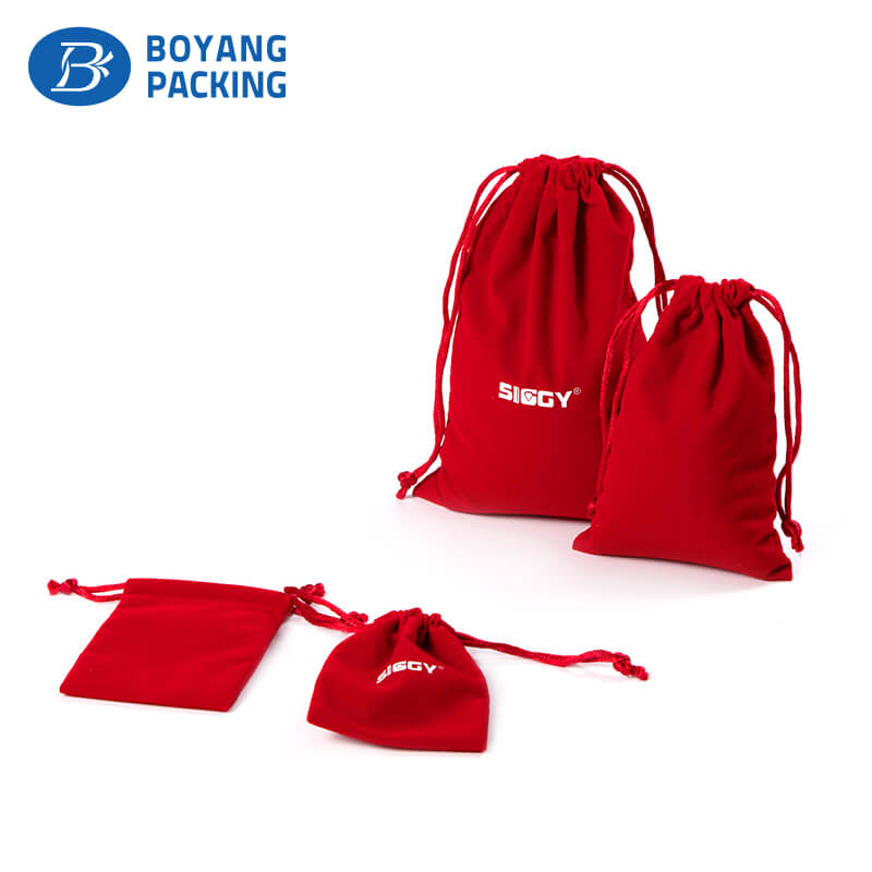  red velvet drawstring bag