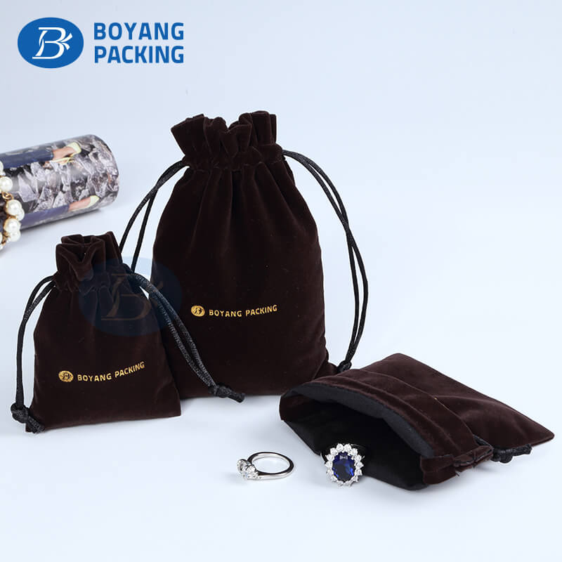 Wholesale jewelry gift bags, jewelry pouches customized