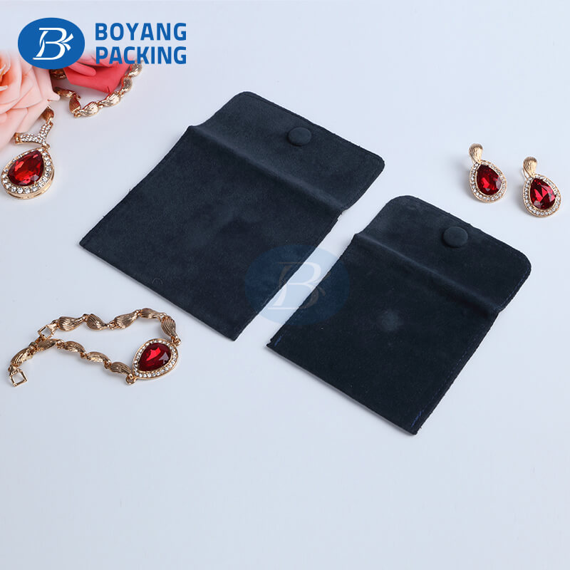 velvet pouches wholesale