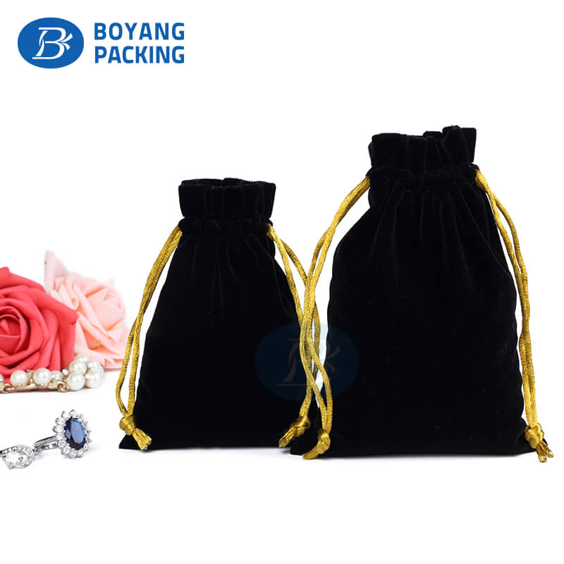 black velvet Jewelry pouch manufacturer