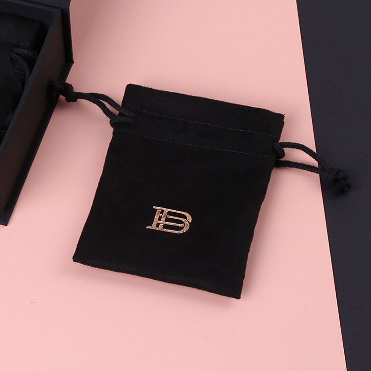 Custom black velvet jewelry drawstring bag