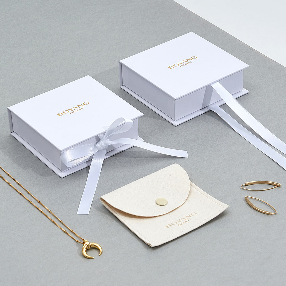 custom white jewelry packaging box