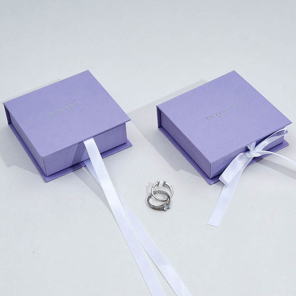 Wholesale paper jewelry gift packaging box