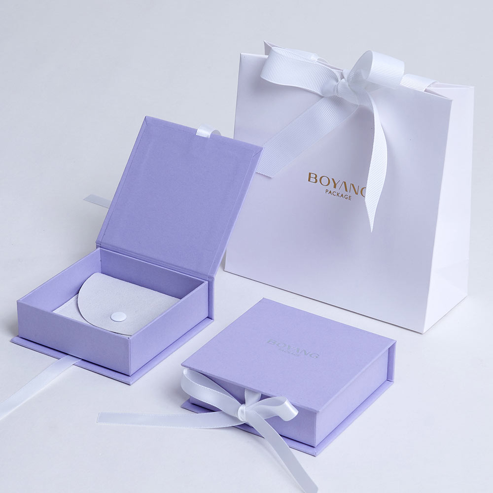 Wholesale paper jewelry gift packaging box